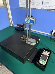 ミツトヨ 表面粗さ測定機